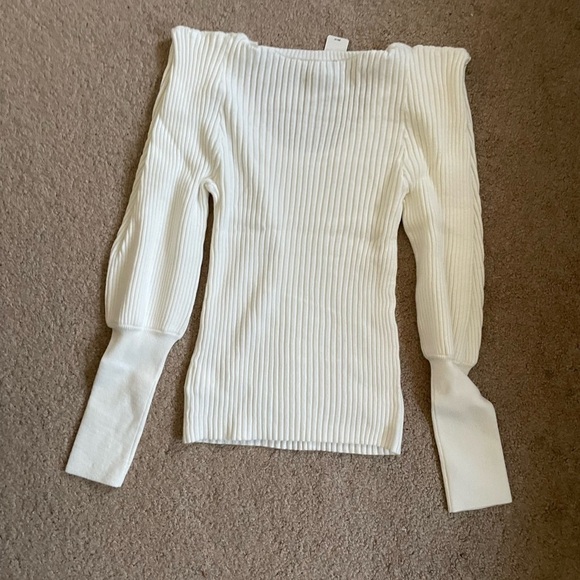 Express White Ribbed Sharp Shoulder Balloon Sleeve Sweater Size Small - Picture 2 of 9